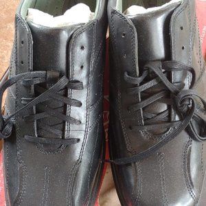 Clarks Men's Zeus Oxford,Black,9.5 M Shoe